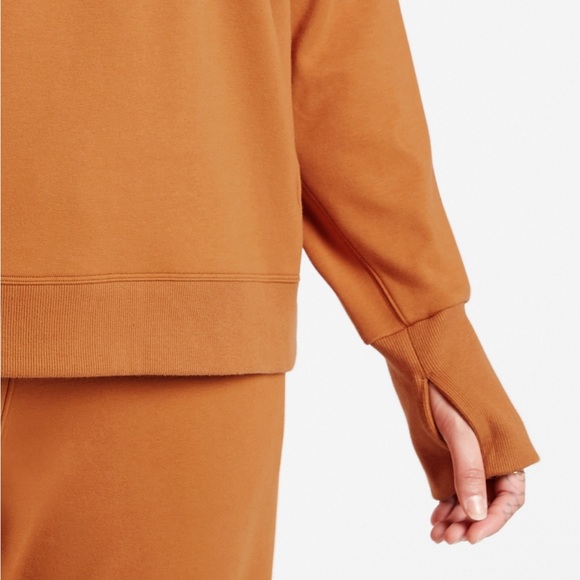 NWT Athleta Triumph Crewneck Sweatshirt 1X - Picture 3 of 6